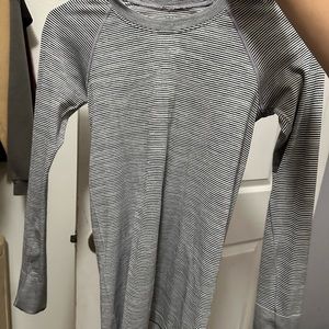 Lululemon swiftly tech longsleeve